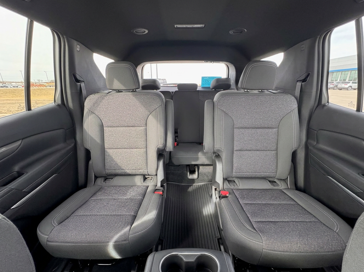 2026 Chevrolet Traverse three-row interior seating Mobridge South Dakota