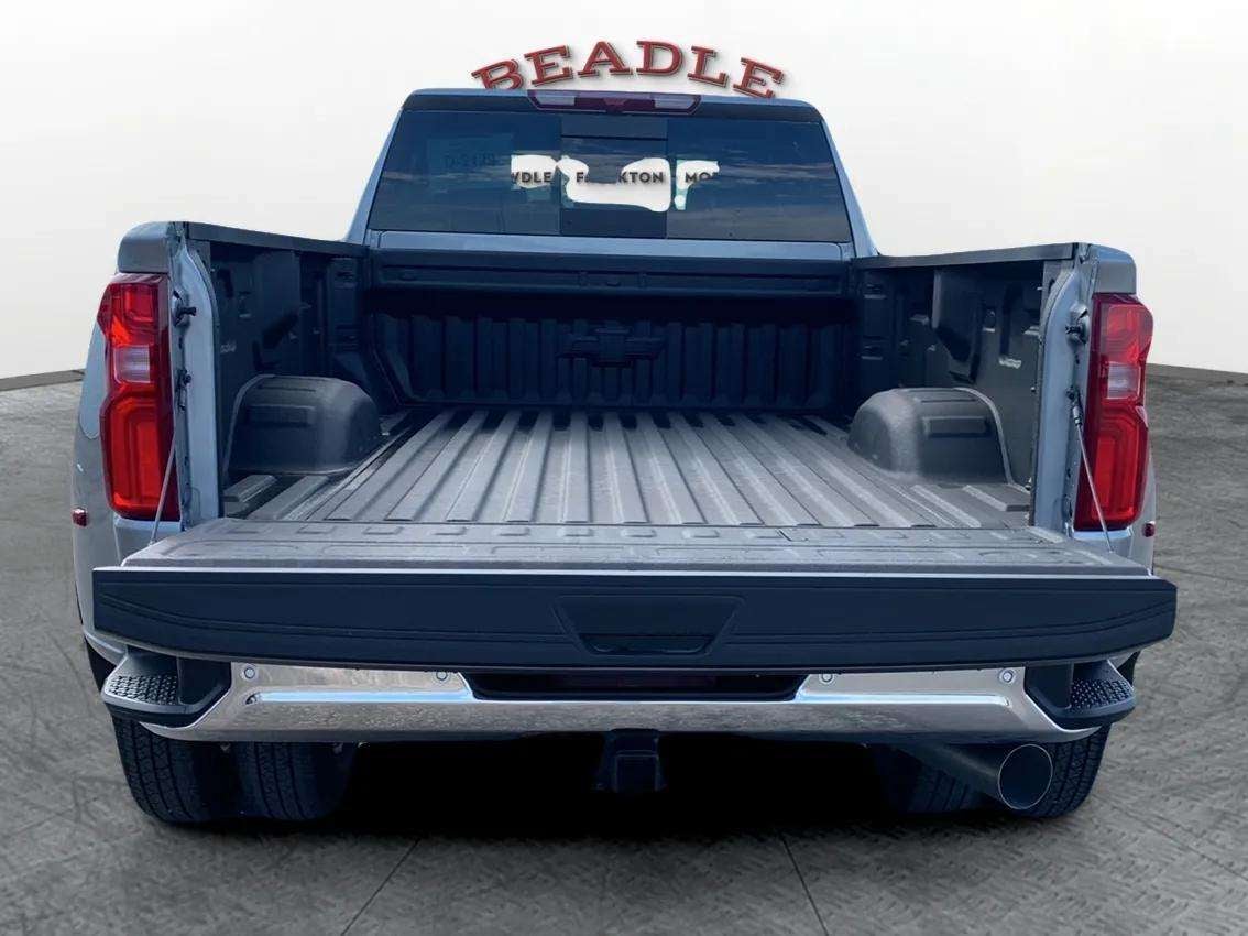 2025 Chevrolet Silverado 3500 HD LTZ