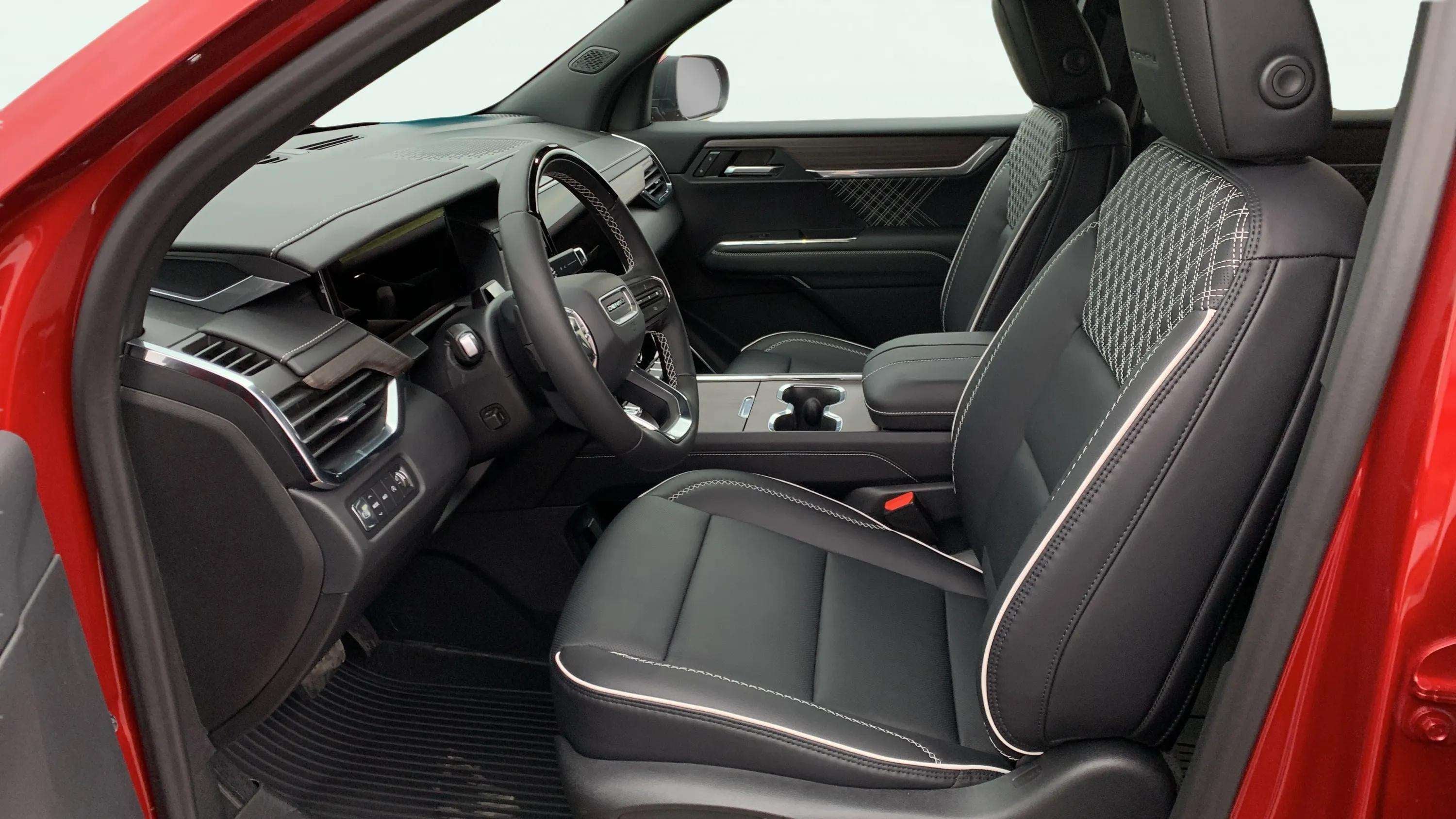 2026 GMC Acadia Denali - Photo 11