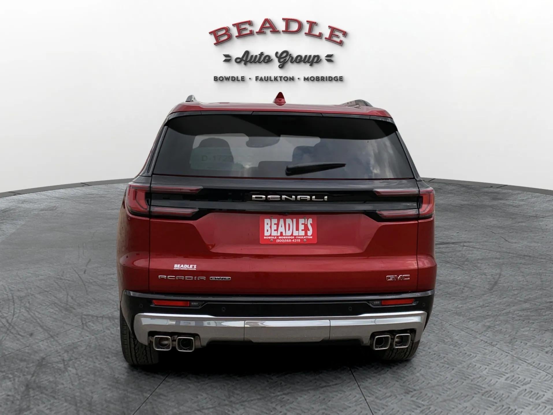 2026 GMC Acadia Denali - Photo 5