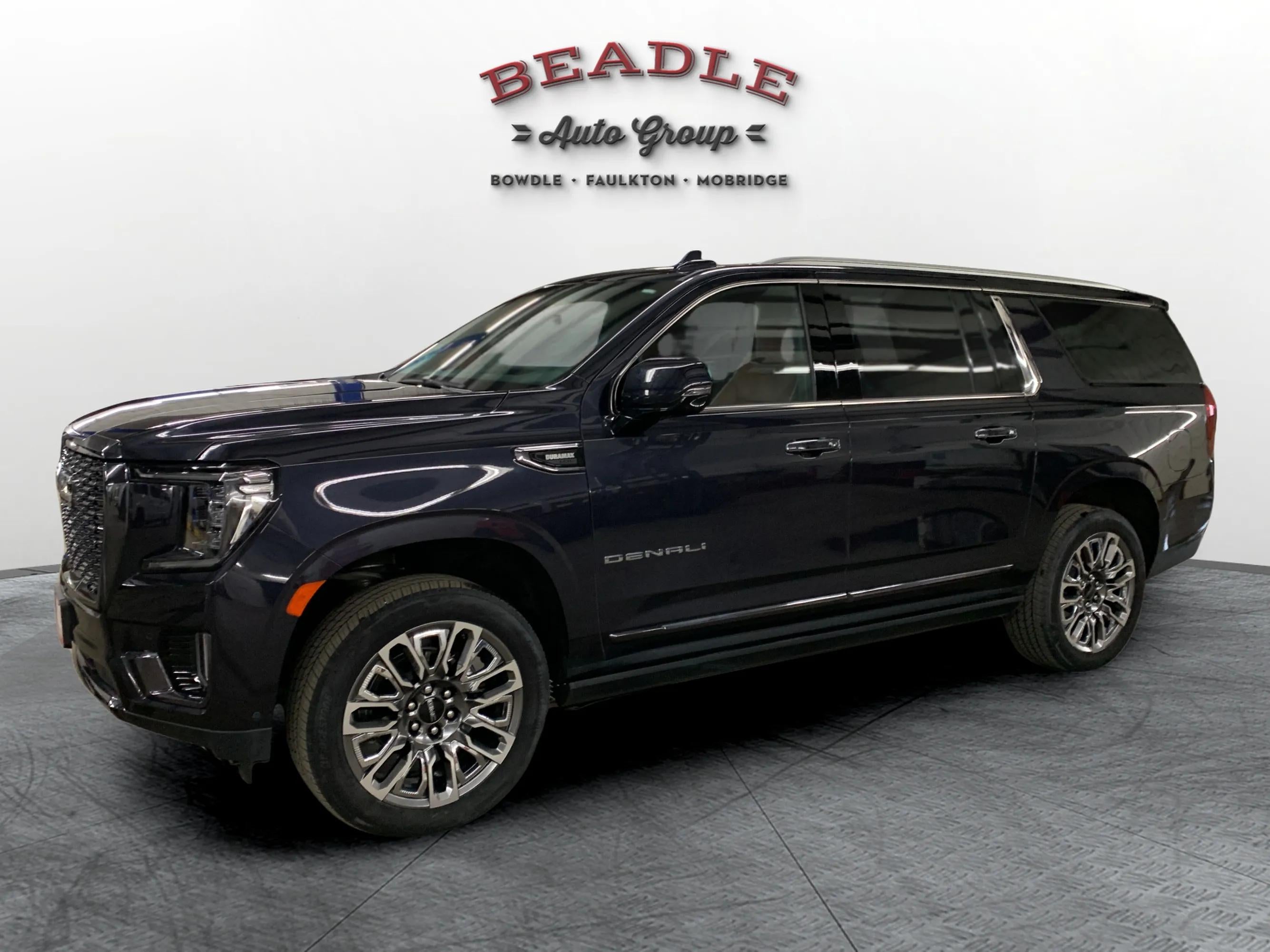2023 GMC Yukon Denali Ultimate AWD's photo