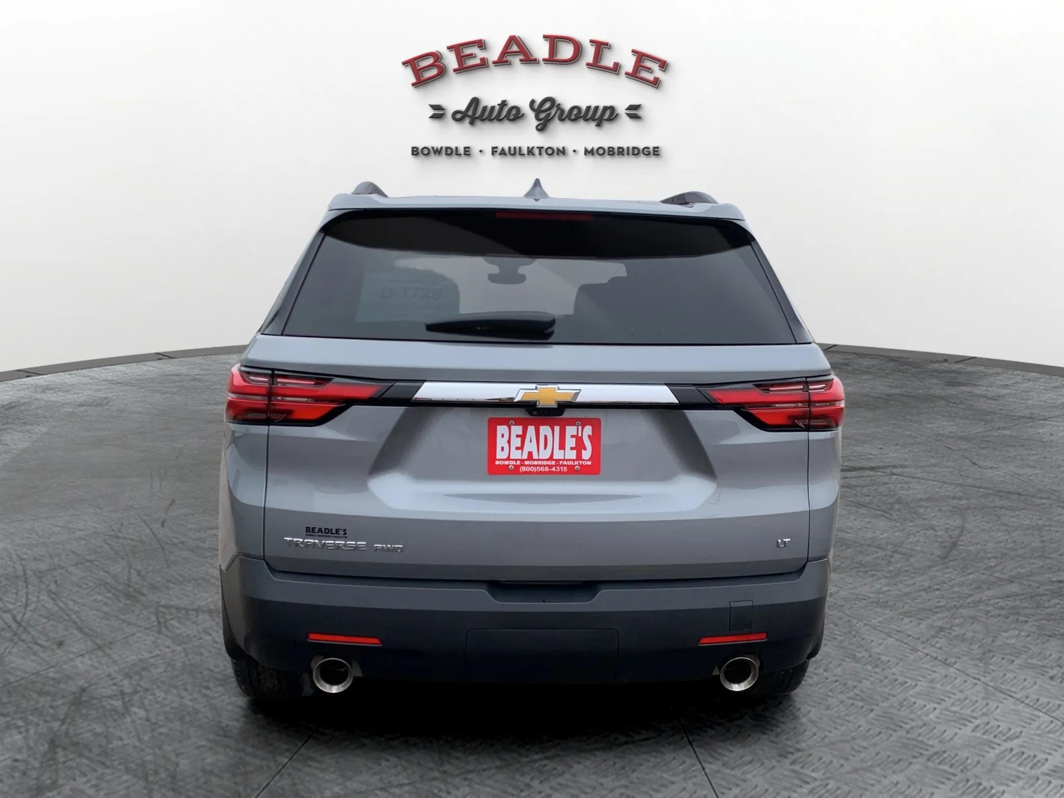 2023 Chevrolet Traverse LT Leather