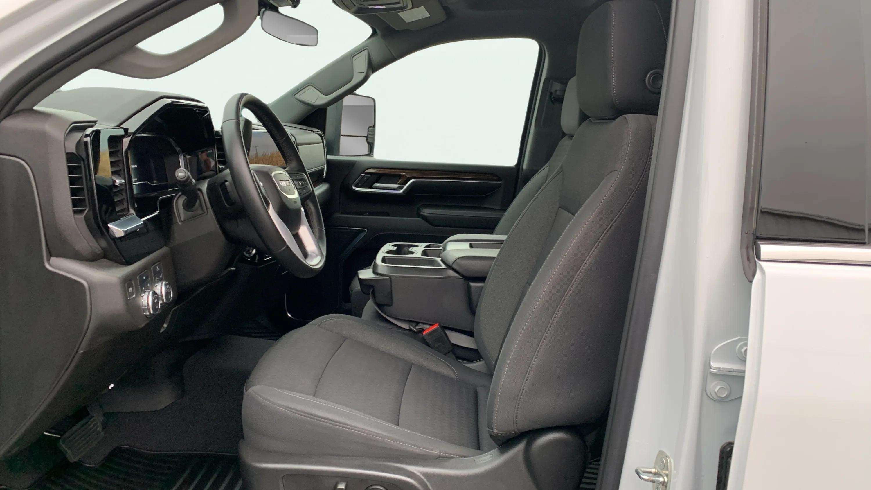 2024 GMC Sierra 3500 HD SLE