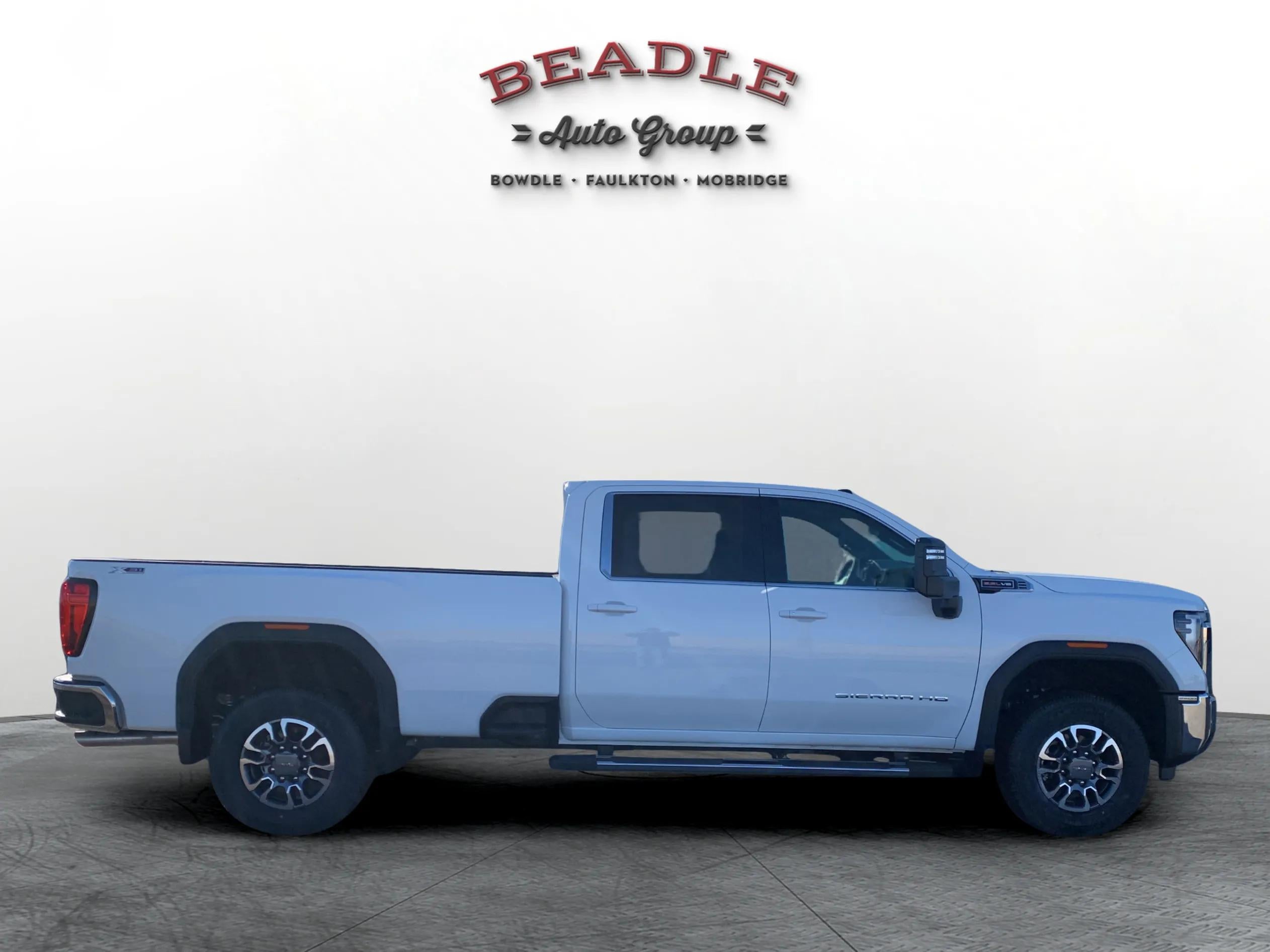 2026 GMC Sierra 2500 HD SLE