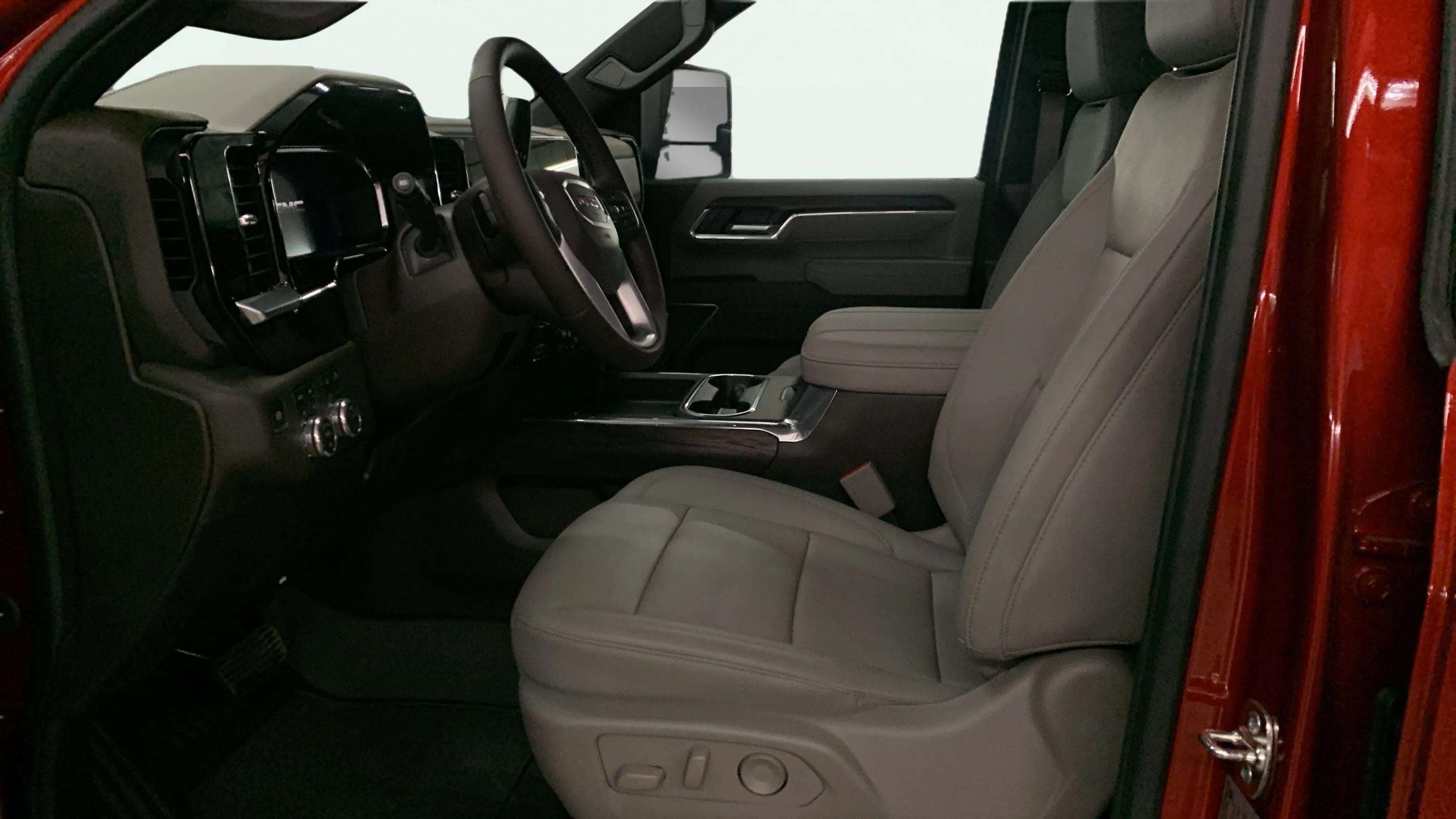 2026 GMC Sierra 3500 HD SLT DRW