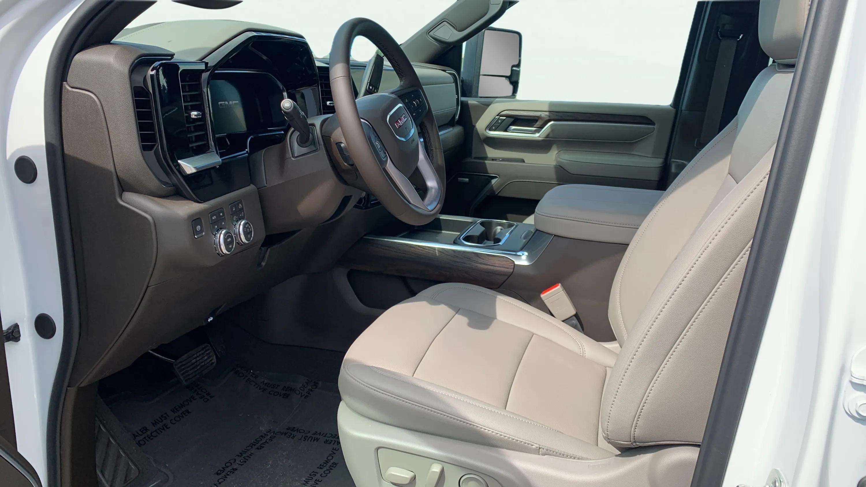 2026 GMC Sierra 3500 HD SLT DRW