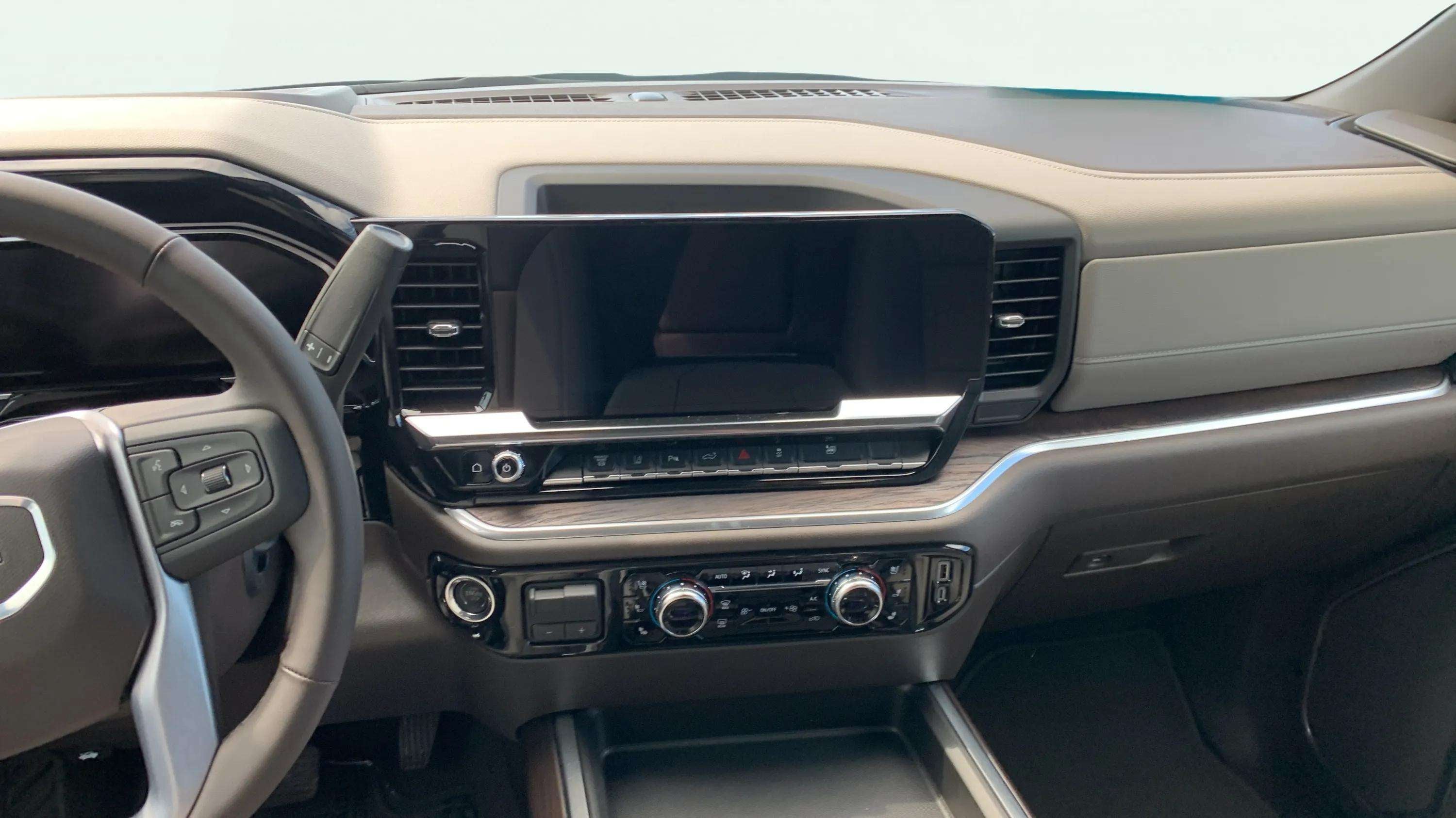 2026 GMC Sierra 3500 HD SLT DRW