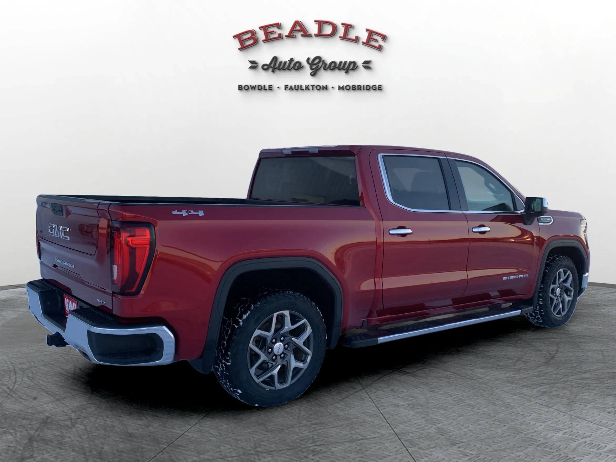 2023 GMC Sierra 1500 SLT