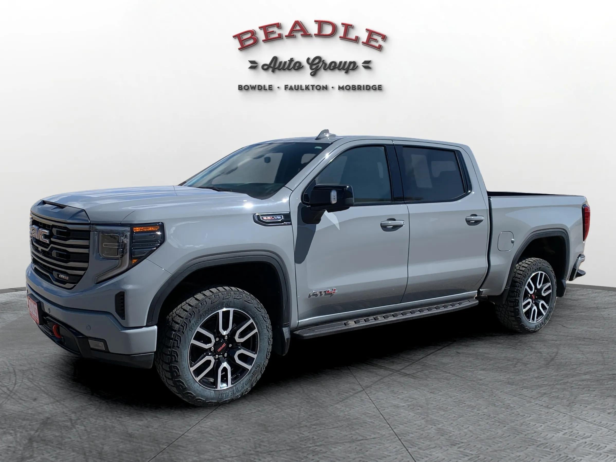 2024 GMC Sierra 4WD Crew Cab Short Box AT4's photo