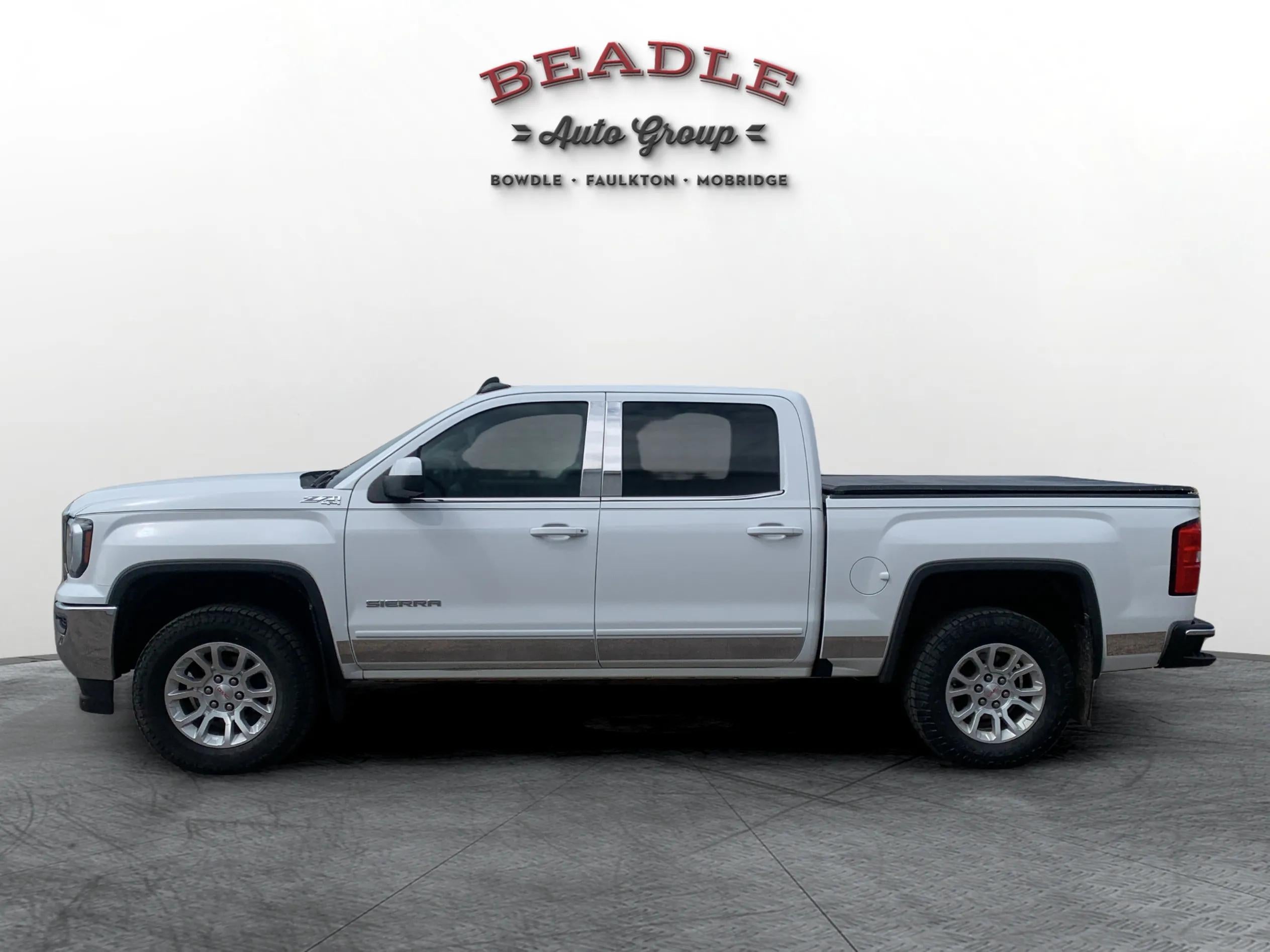 2017 GMC Sierra 1500 SLE