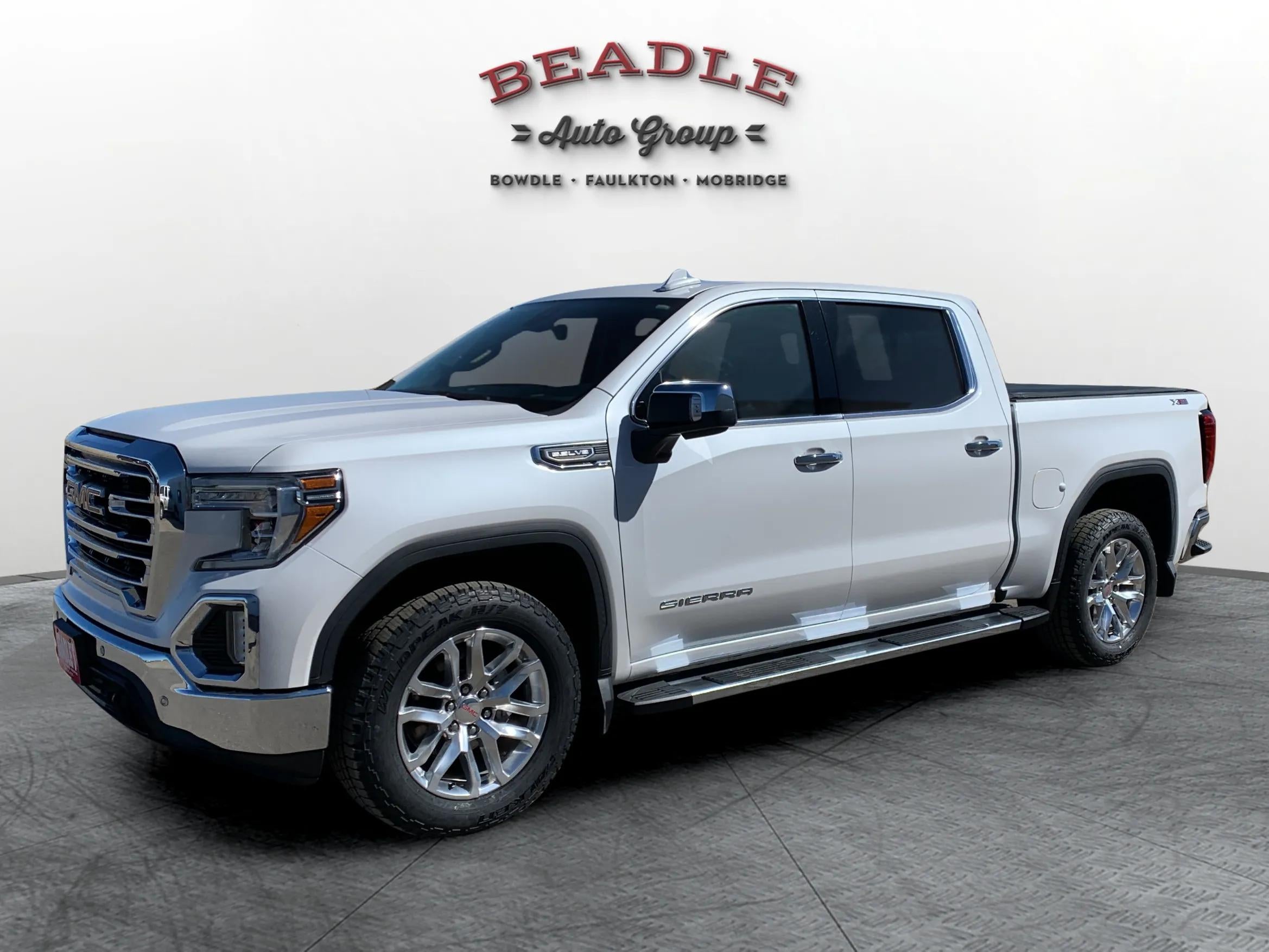 2021 GMC Sierra 4WD Crew Cab Short Box SLT's photo