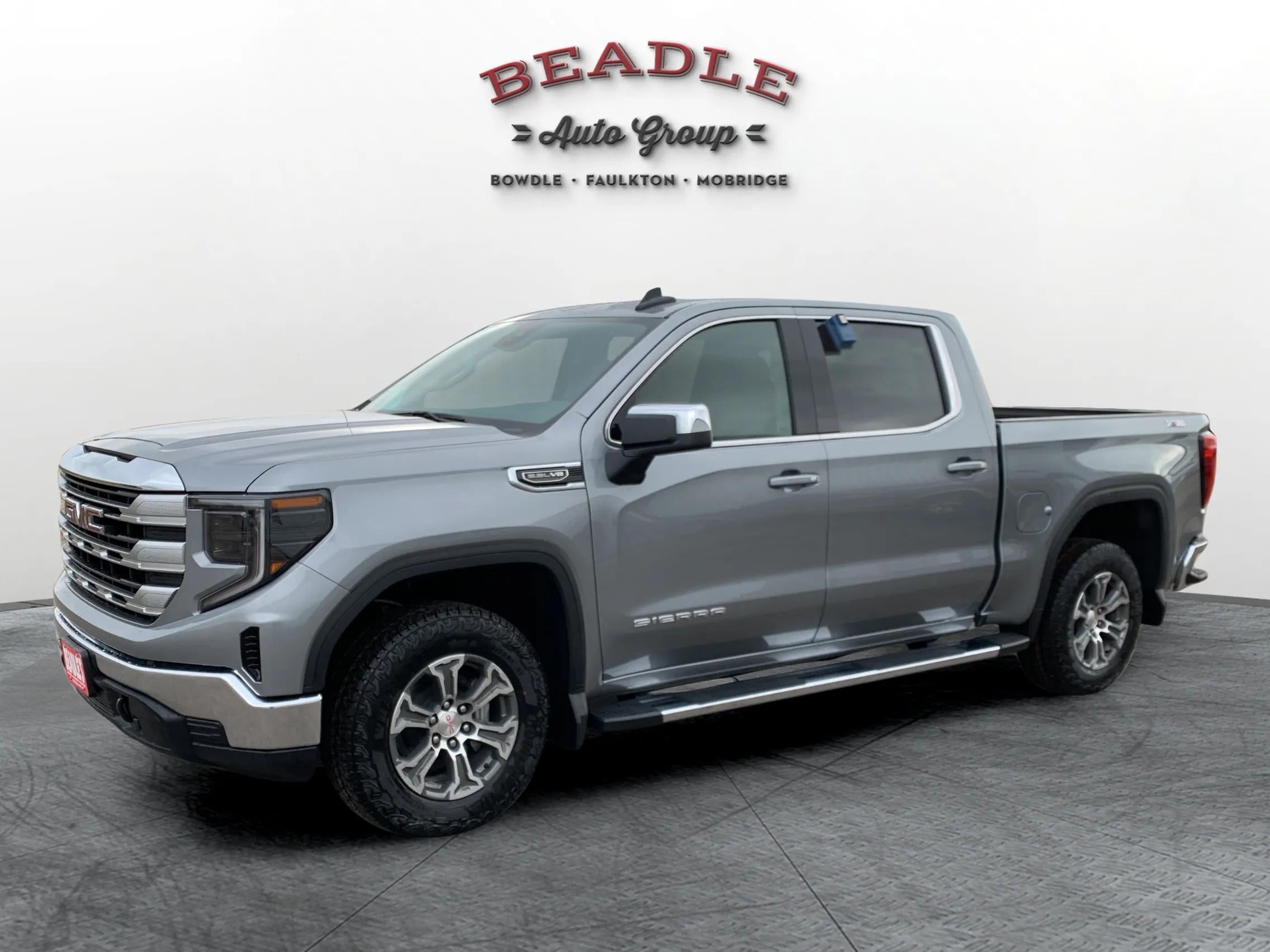 2026 GMC Sierra 4WD Crew Cab Short Box SLE's photo