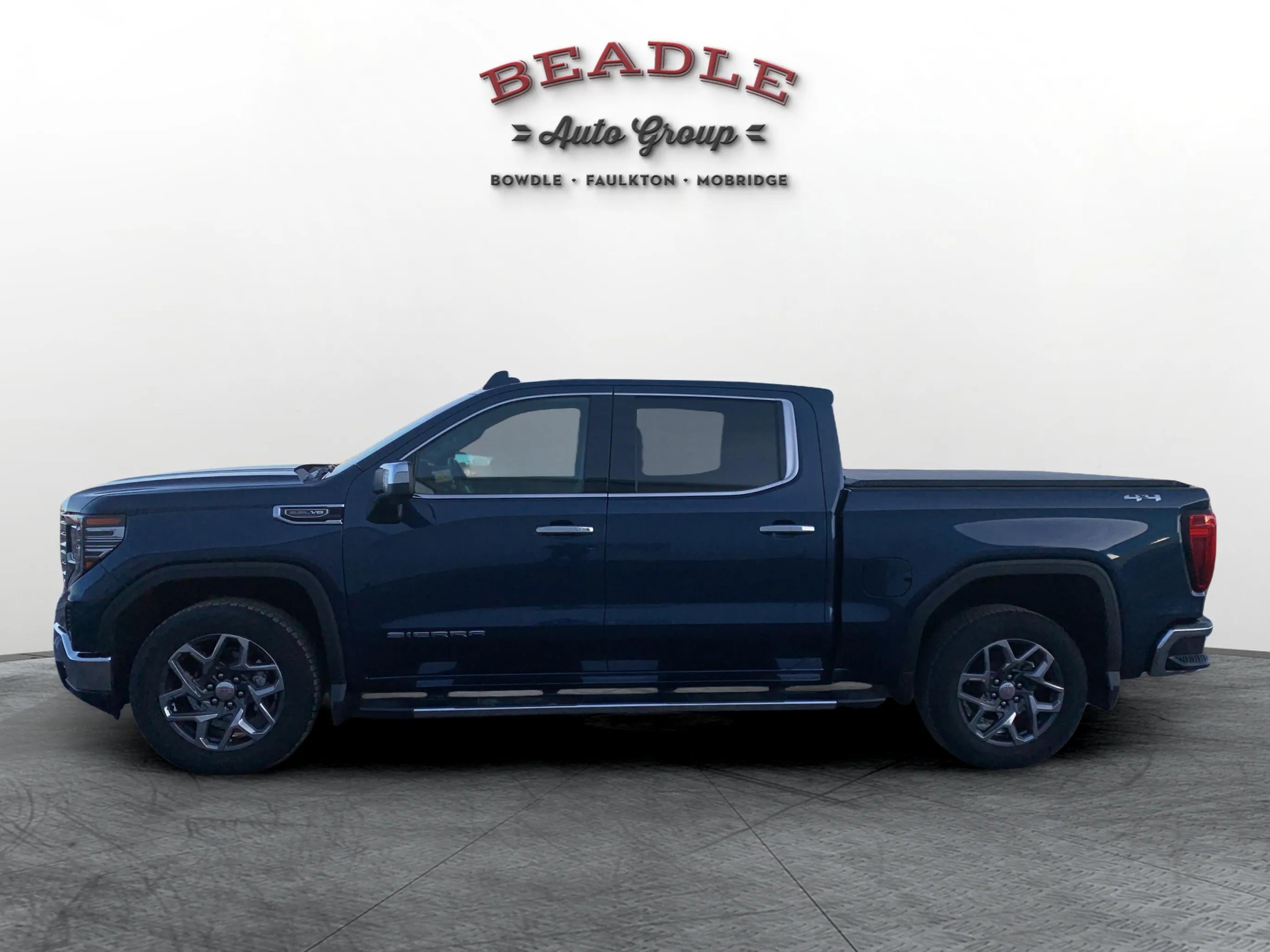 2022 GMC Sierra 1500 SLT