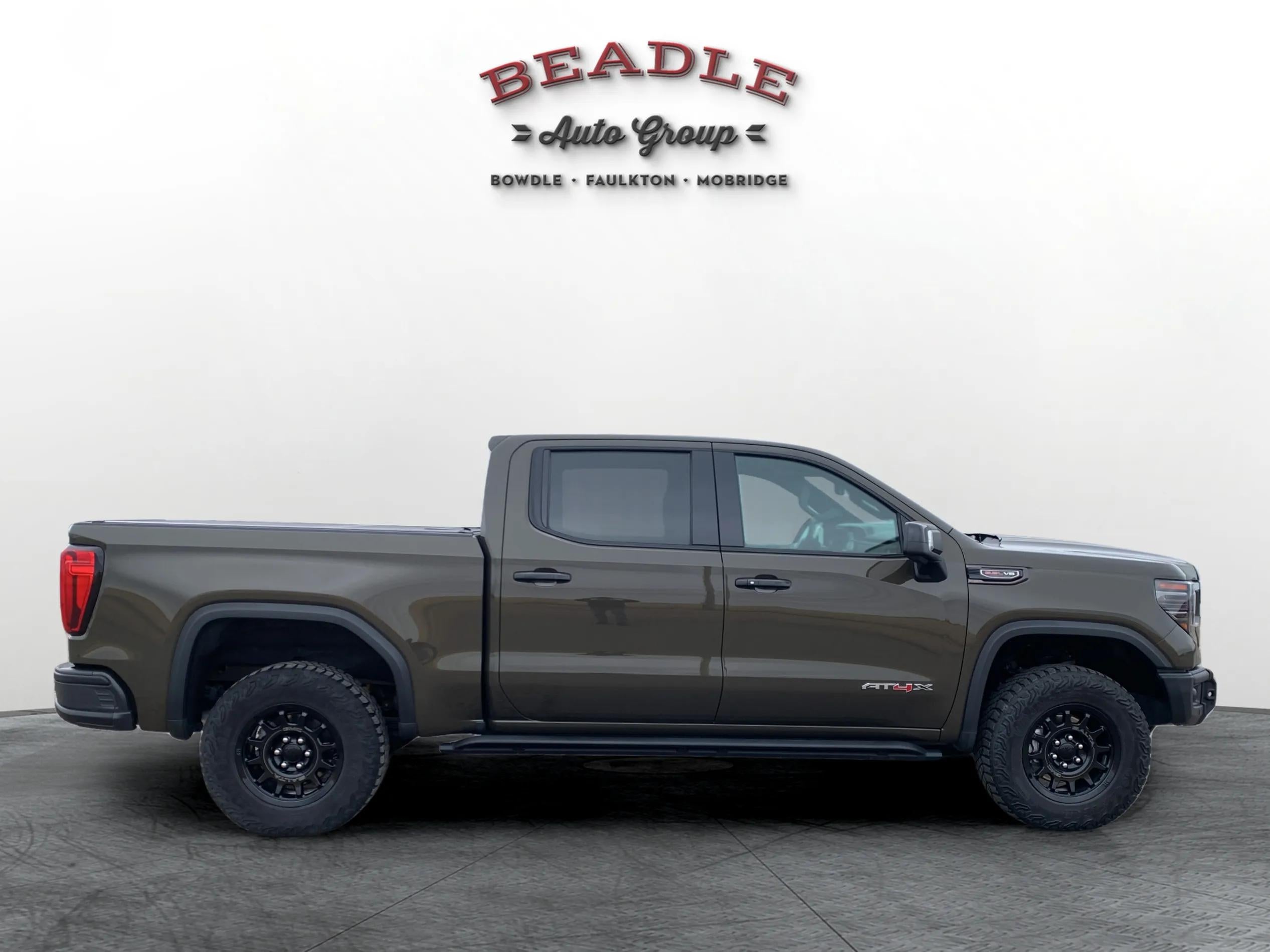 2023 GMC Sierra 1500 AT4X