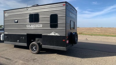 2023 GLACIER 16FBH Base