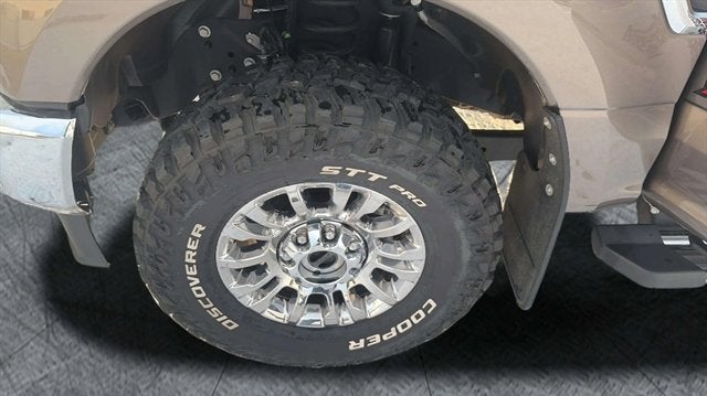 2022 Ford F-350 LARIAT