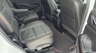 2023 GMC Acadia AWD AT4