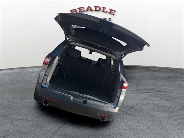 2021 Chevrolet Traverse AWD LT Leather