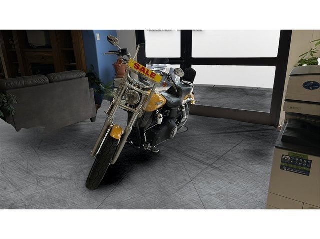 2007 Harley-Davidson Dyna Street Bob Base