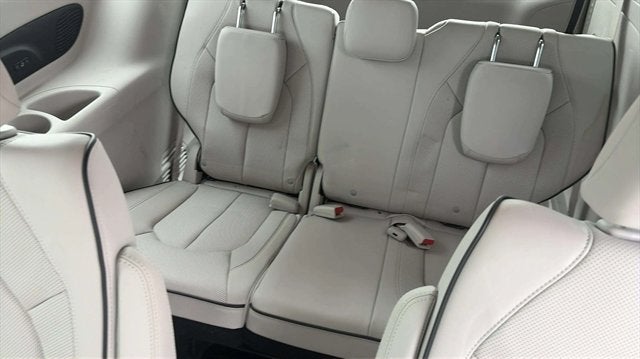 2021 Chrysler Pacifica Limited AWD