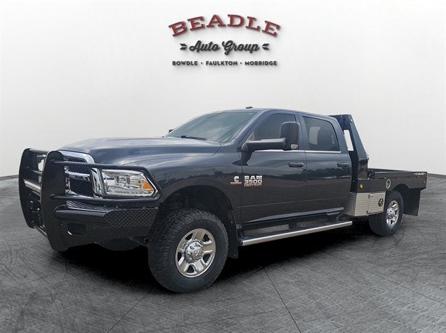 2017 RAM 3500 Tradesman Crew Cab 4x4 8' Box
