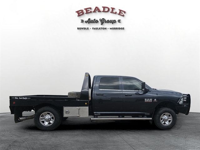 2017 RAM 3500 Tradesman Crew Cab 4x4 8' Box